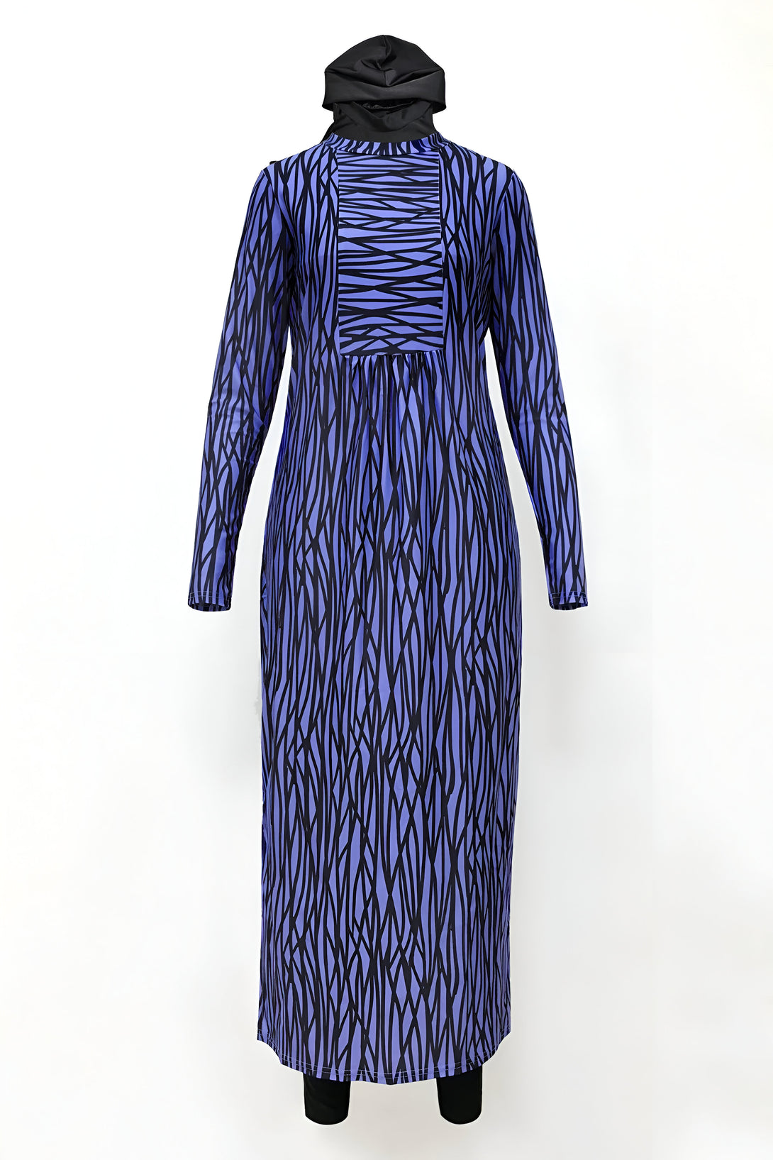 Robe longue à manches longues pour femmes musulmanes, de couleur bleu clair avec un motif noir en forme de branches. La robe est présentée sur un mannequin.
