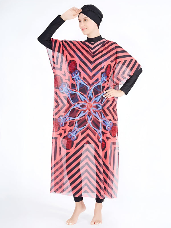Une femme portant un maillot de bain musulman rose et noir à motifs géométriques et un hijab noir.
